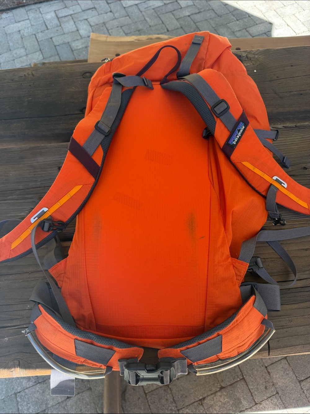 Patagonia Ascensionist 35L backpack - Picture 3 of 7